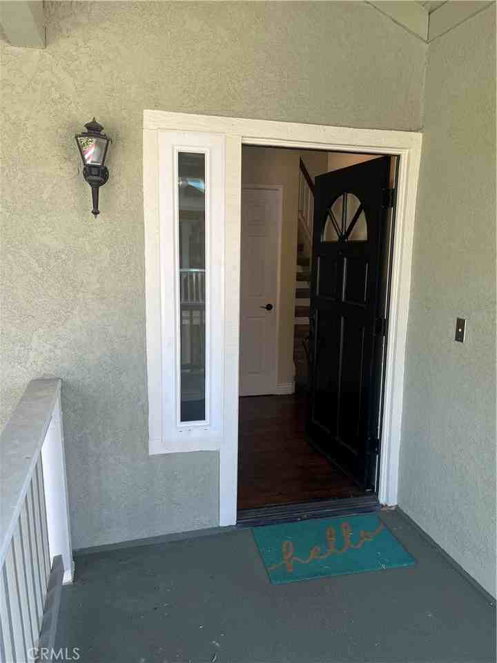 931 Lotus Cir - Photo 6 of 23