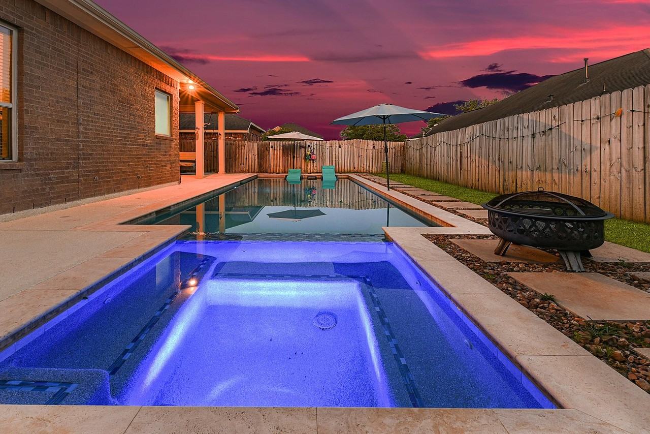 28211 Sweet Oak Ln - Photo 2 of 43