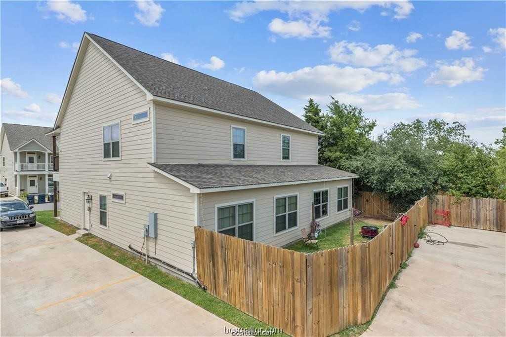 304 Cooner St ##A - Photo 2 of 30