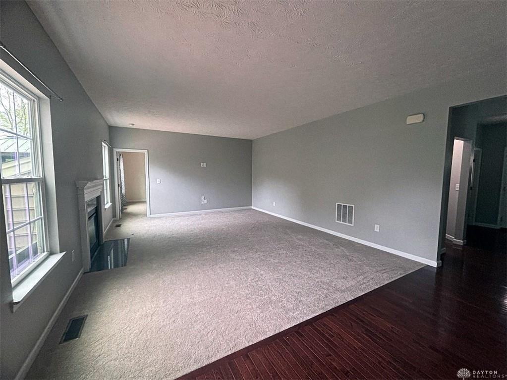 1854 Daffodil Drive - Photo 5 of 10