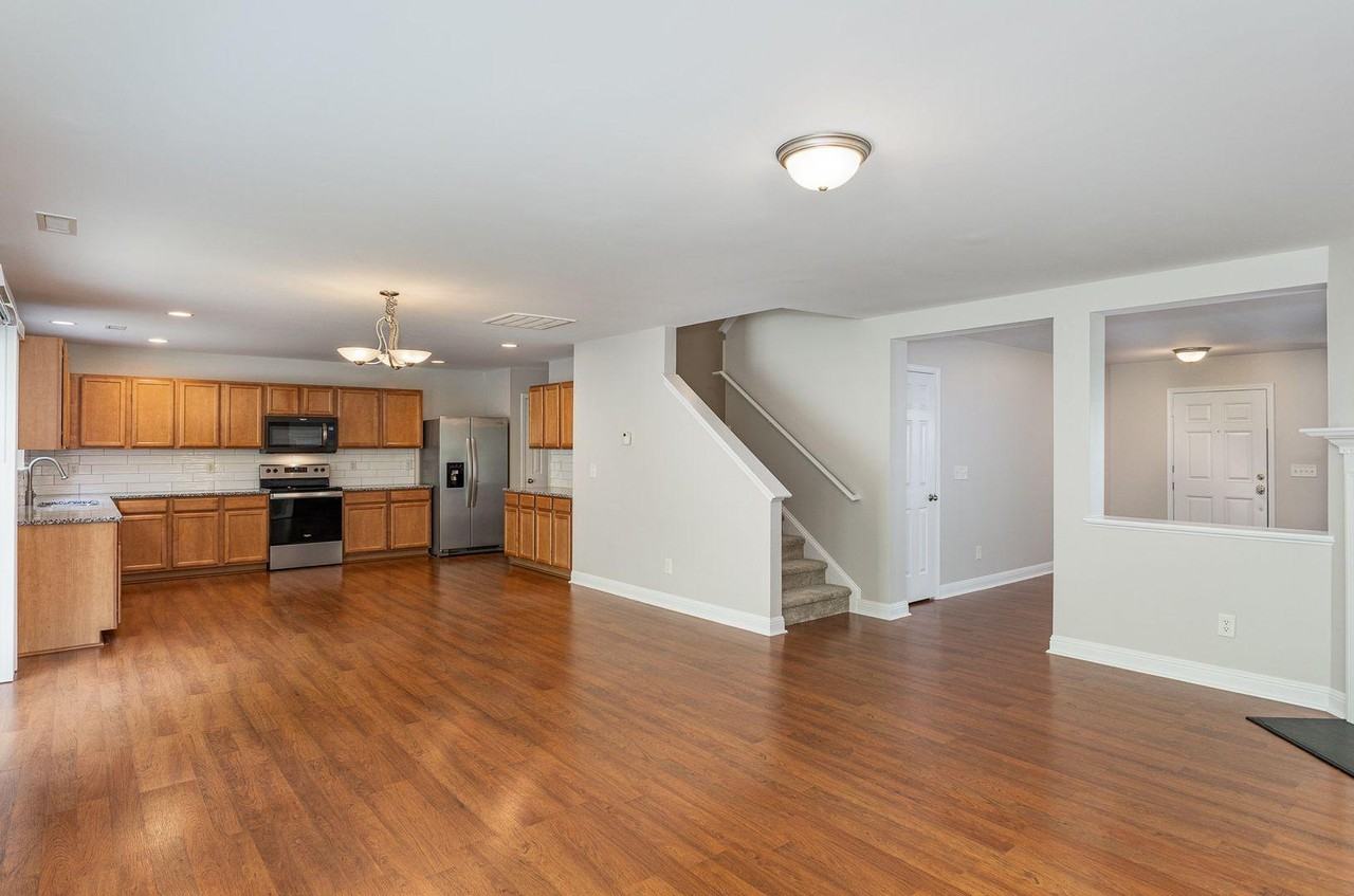 321 Apple Drupe Way - Photo 2 of 17