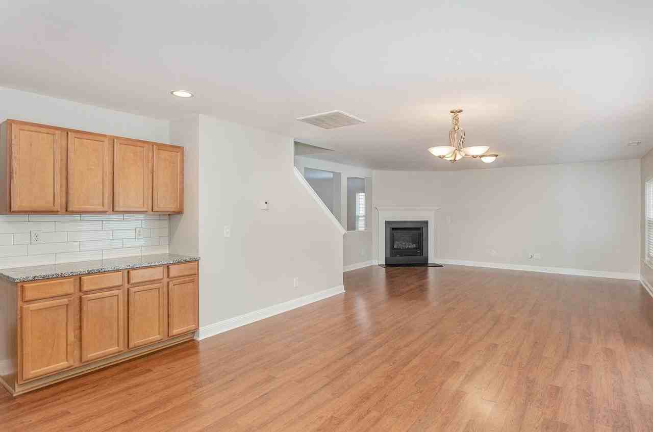 321 Apple Drupe Way - Photo 4 of 17