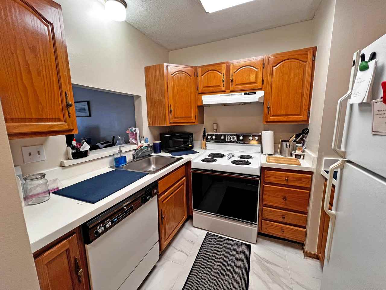 45 Highland St - Photo 2 of 20