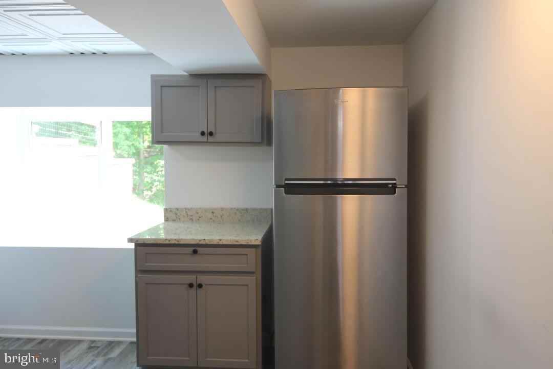 512 W Central Ave - Photo 2 of 12