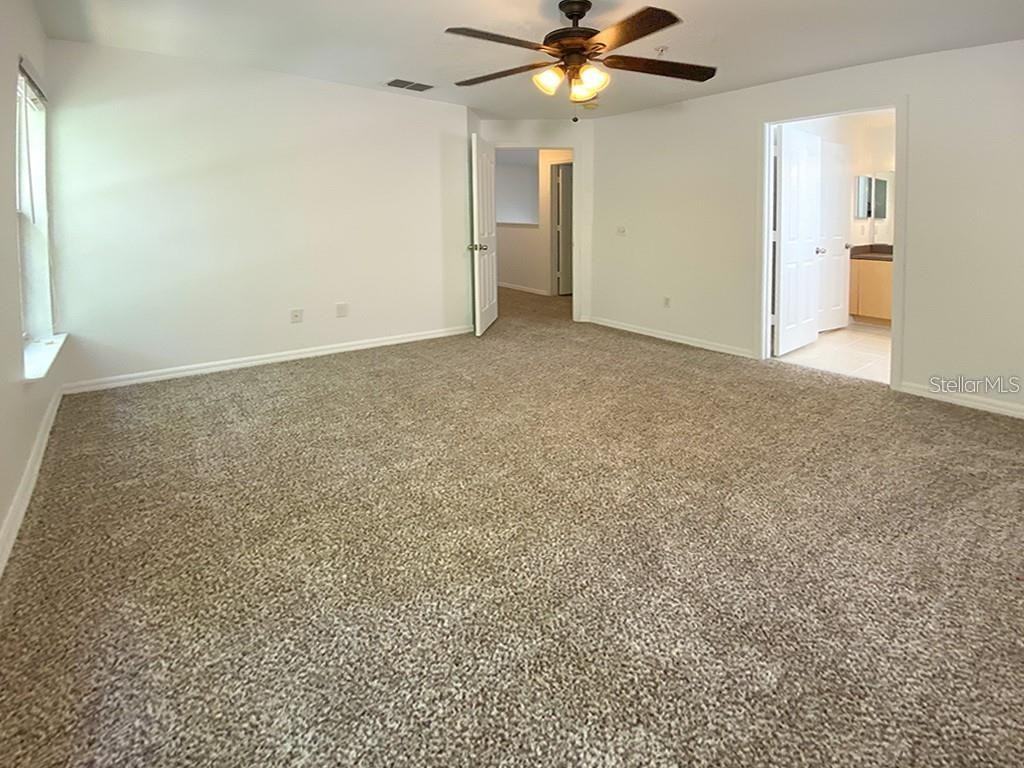 1017 Siena Park Blvd E - Photo 7 of 24