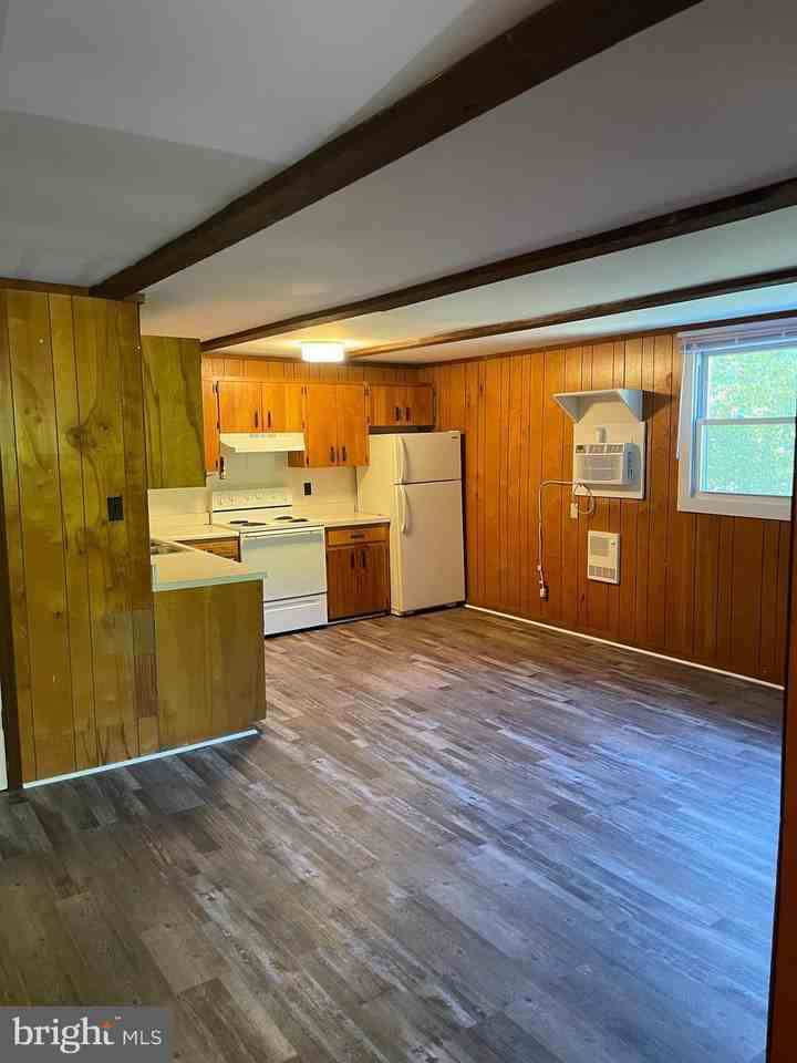 24845 Iron Horse Ln - Photo 2 of 4