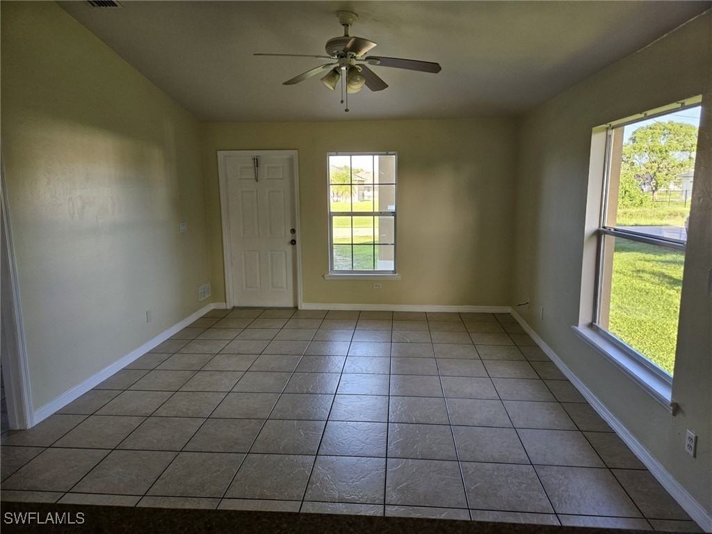 1010 Albert Ave - Photo 3 of 13