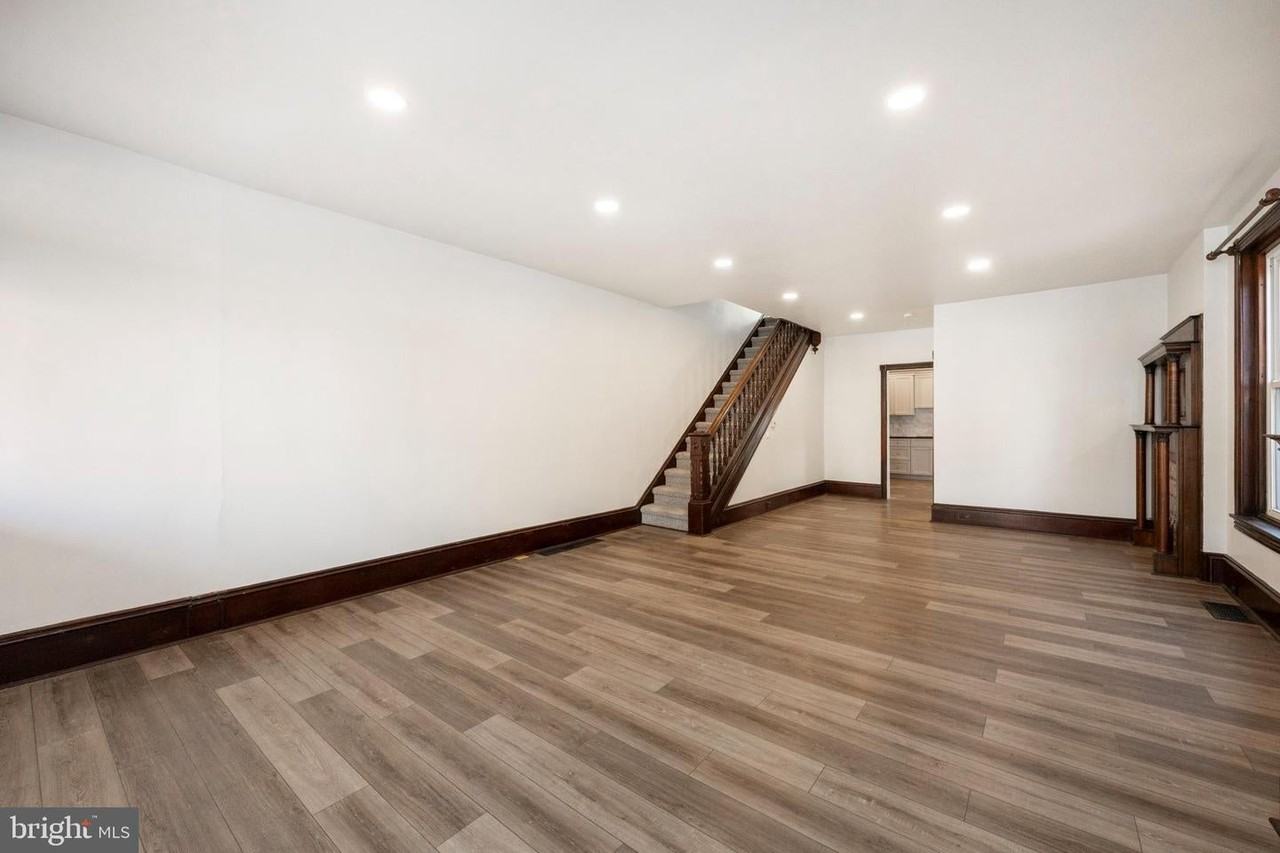 218 Morgan Street - Photo 6 of 30