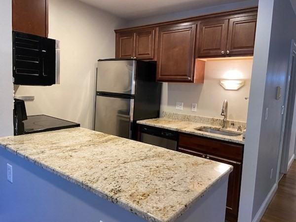 227 W 3rd St #2 - Photo 2 of 8