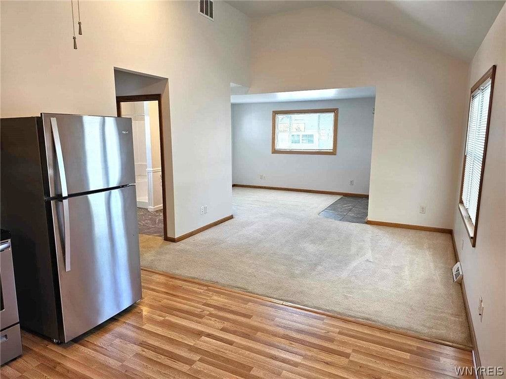 4240 S Park Ave - Photo 7 of 22