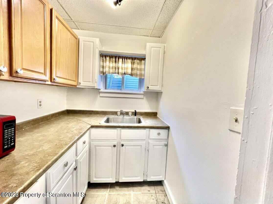 1219 Vine St - Photo 3 of 21