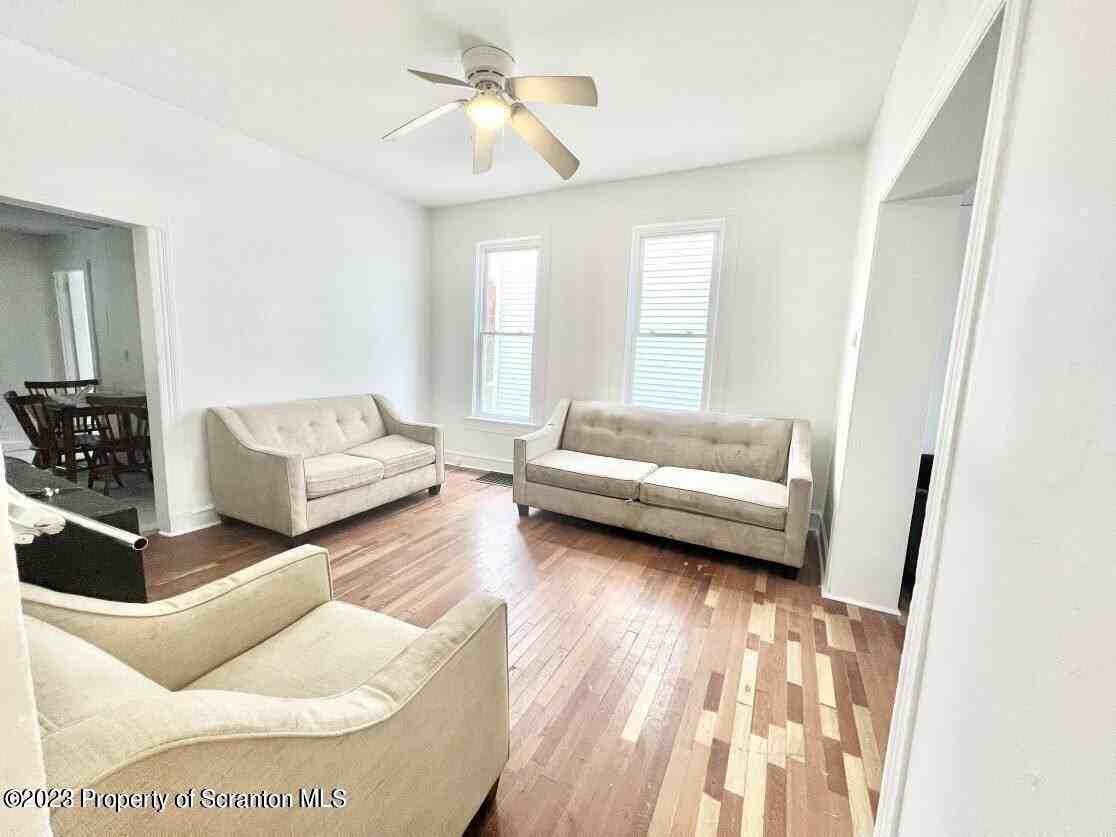 1219 Vine St - Photo 7 of 21