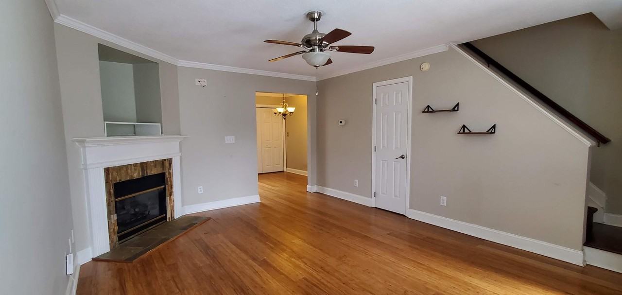 2215 Turtle Point Dr - Photo 5 of 21