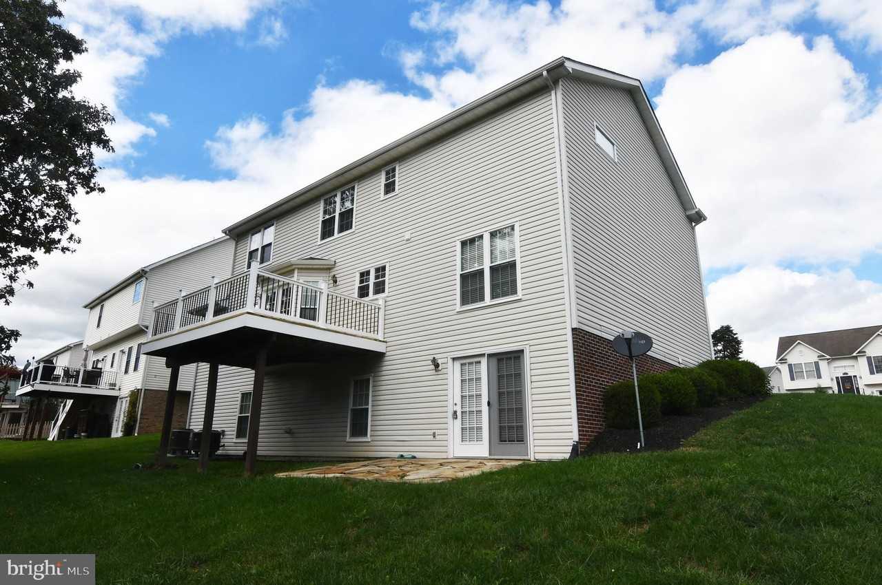 140 Mcclure Way - Photo 2 of 31