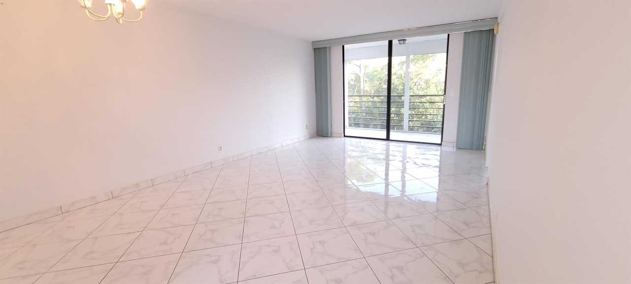 4700 4700 Lucerne Lakes Boulevard Boulevard , 407 ##407 - Photo 2 of 14