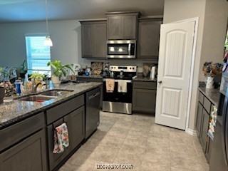 2140 Chief St - Photo 3 of 13