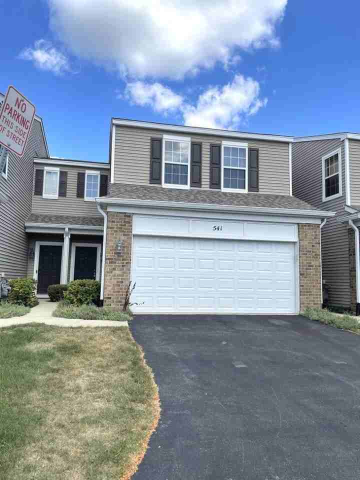 541 Springbrook Trl N - Photo 3 of 20