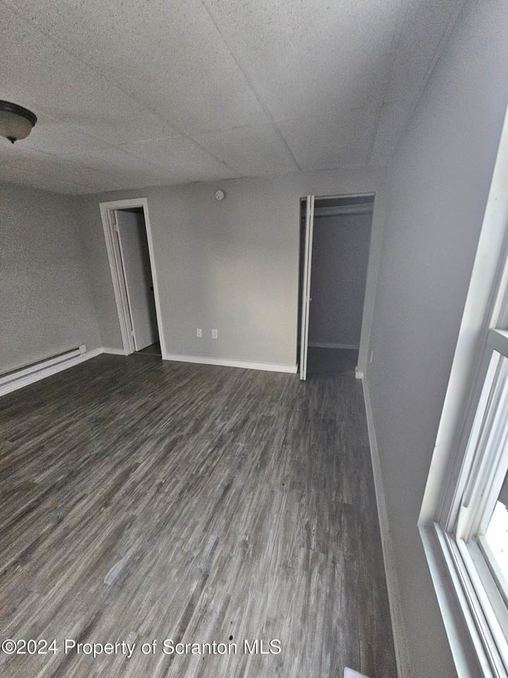 155 N Main St - Photo 7 of 9