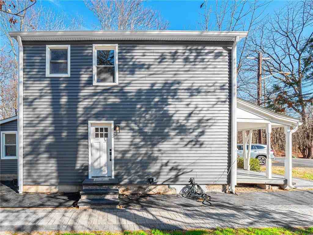 130 West St - Photo 2 of 18