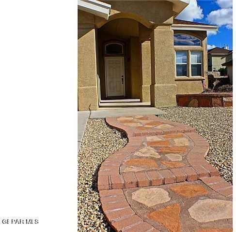 1548 Cherokee Ridge Dr - Photo 2 of 25