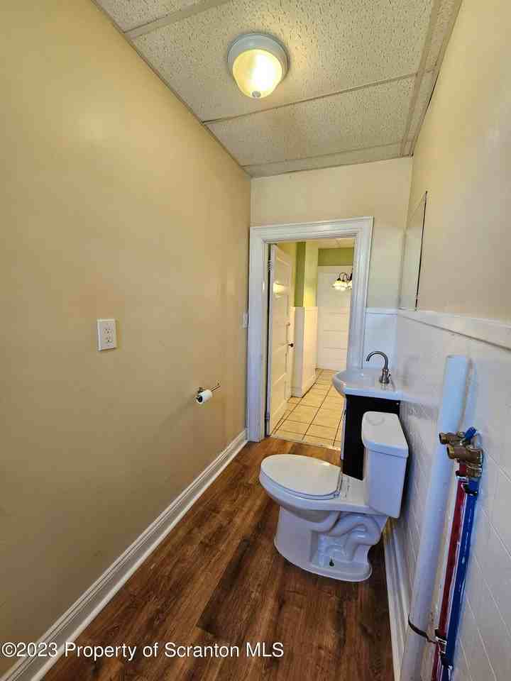 543 N Sumner Ave - Photo 6 of 23