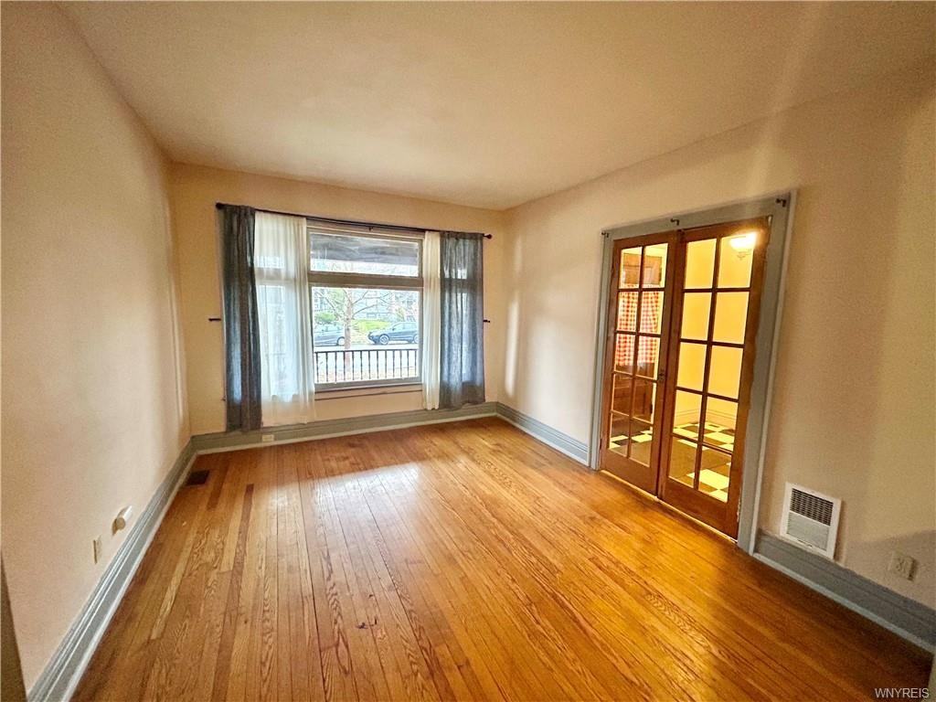 332 Lafayette Ave - Photo 6 of 50