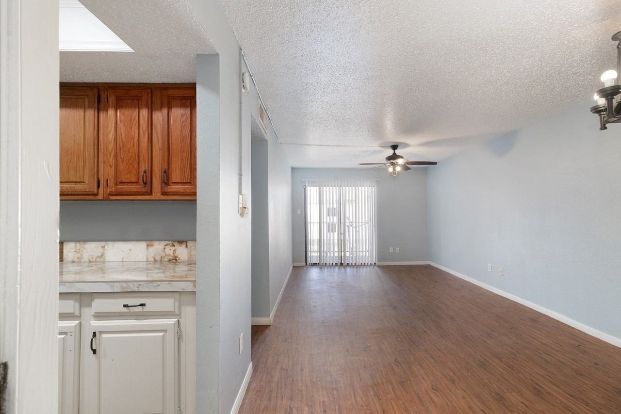 2826 S Bartell Dr - Photo 3 of 19