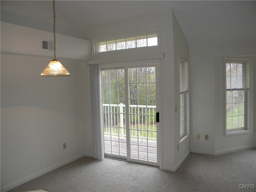 1805 Greymoor Way - Photo 5 of 25