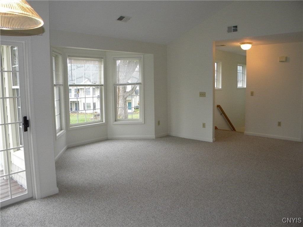 1805 Greymoor Way - Photo 6 of 25