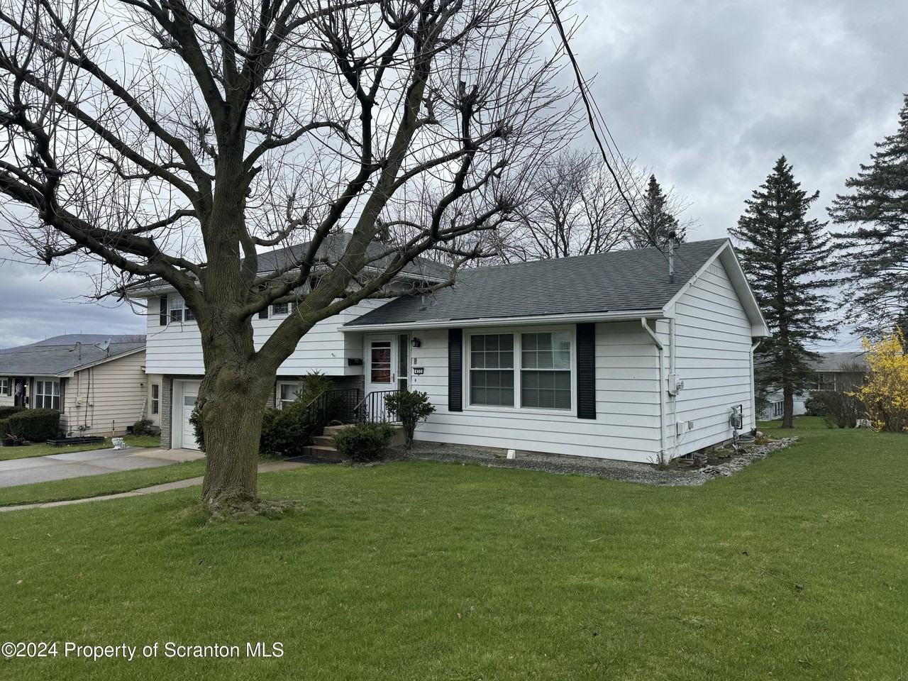 433 Jessup St - Photo 3 of 36