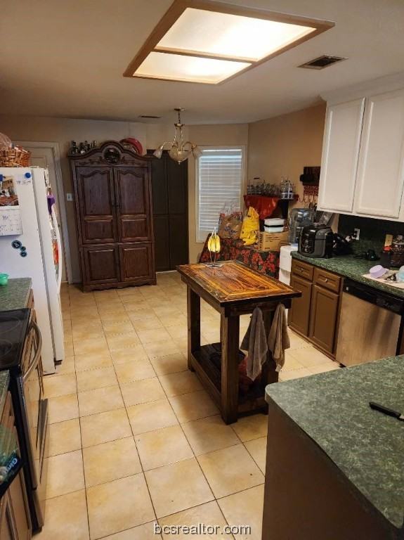 603 Brussels Dr - Photo 6 of 20