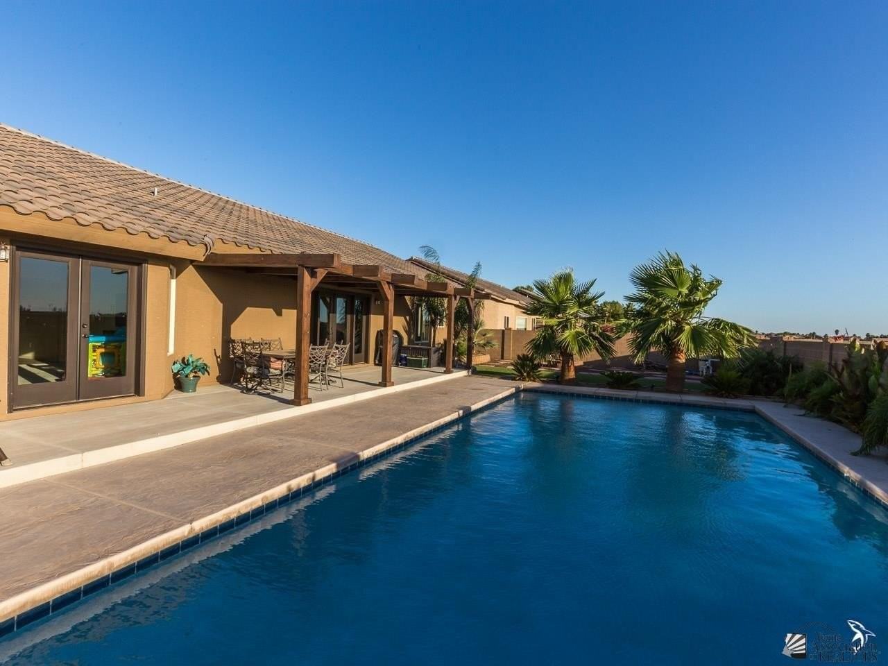 2266 S 46th Way - Photo 6 of 37