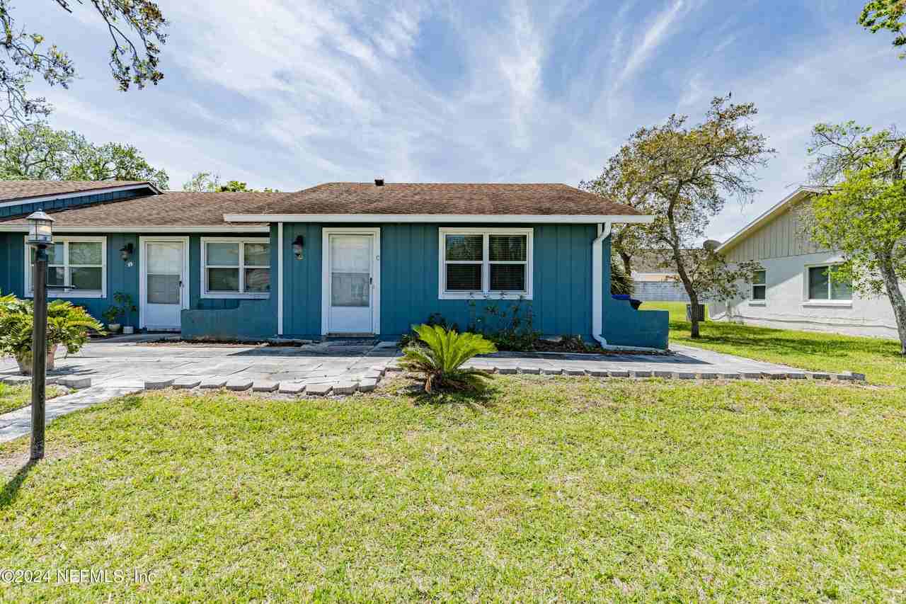 125 Rio Del Mar St - Photo 2 of 21