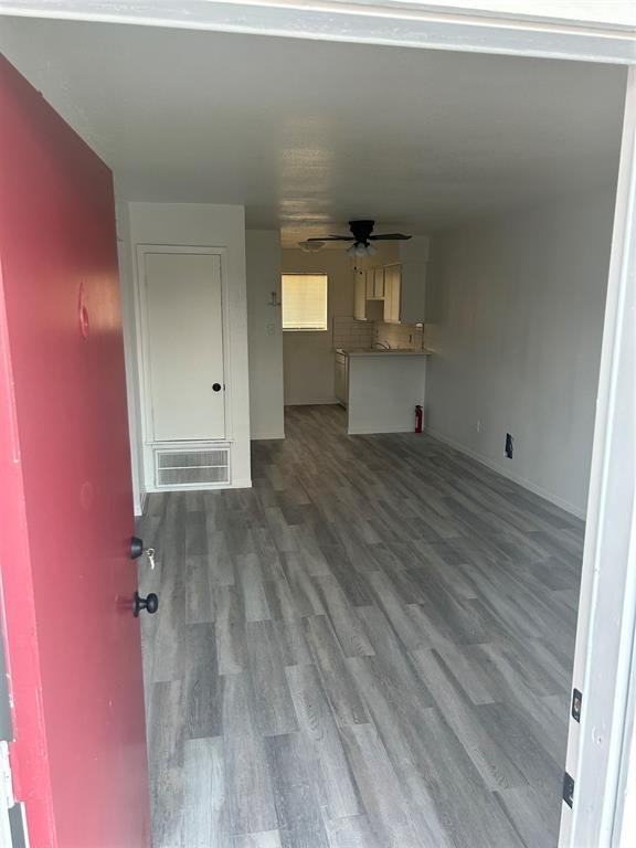 7820 Calhoun Rd - Photo 2 of 11
