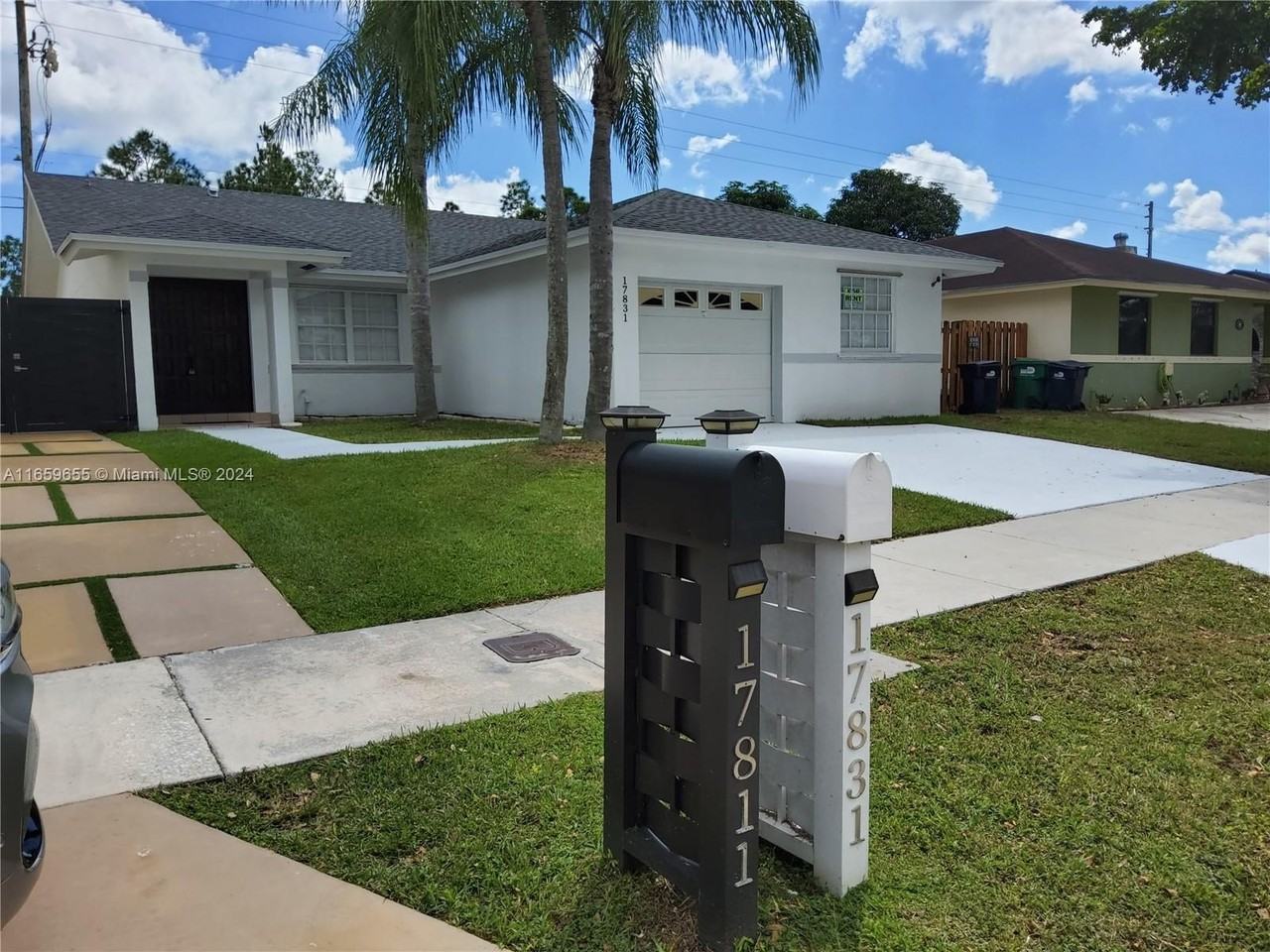 17831 Sw 134th Ct - Photo 2 of 24