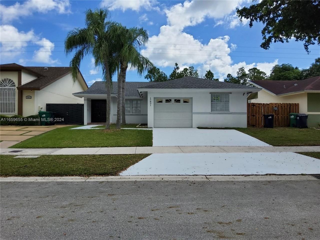 17831 Sw 134th Ct - Photo 4 of 24