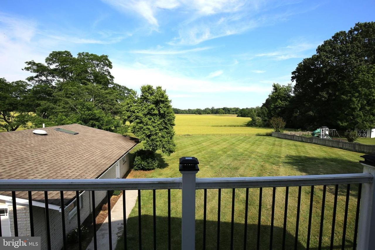 21940 Society Hill Rd - Photo 5 of 17