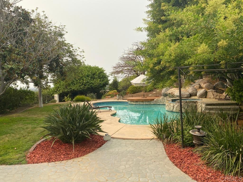 411 Windrose Way - Photo 2 of 10