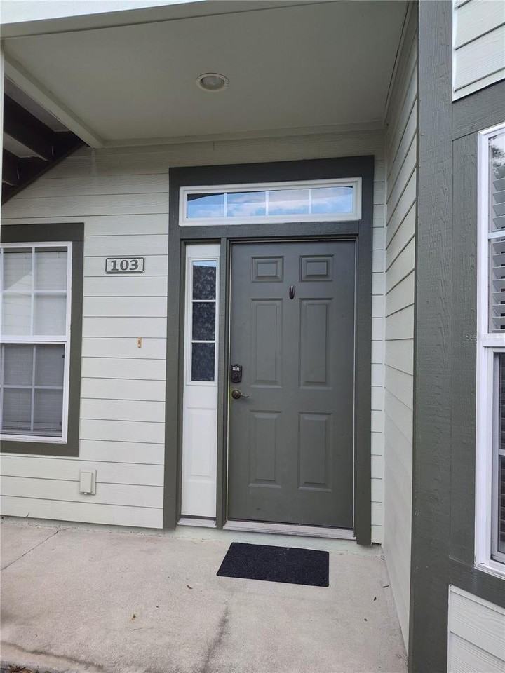 2935 Ne 7th St - Photo 7 of 7