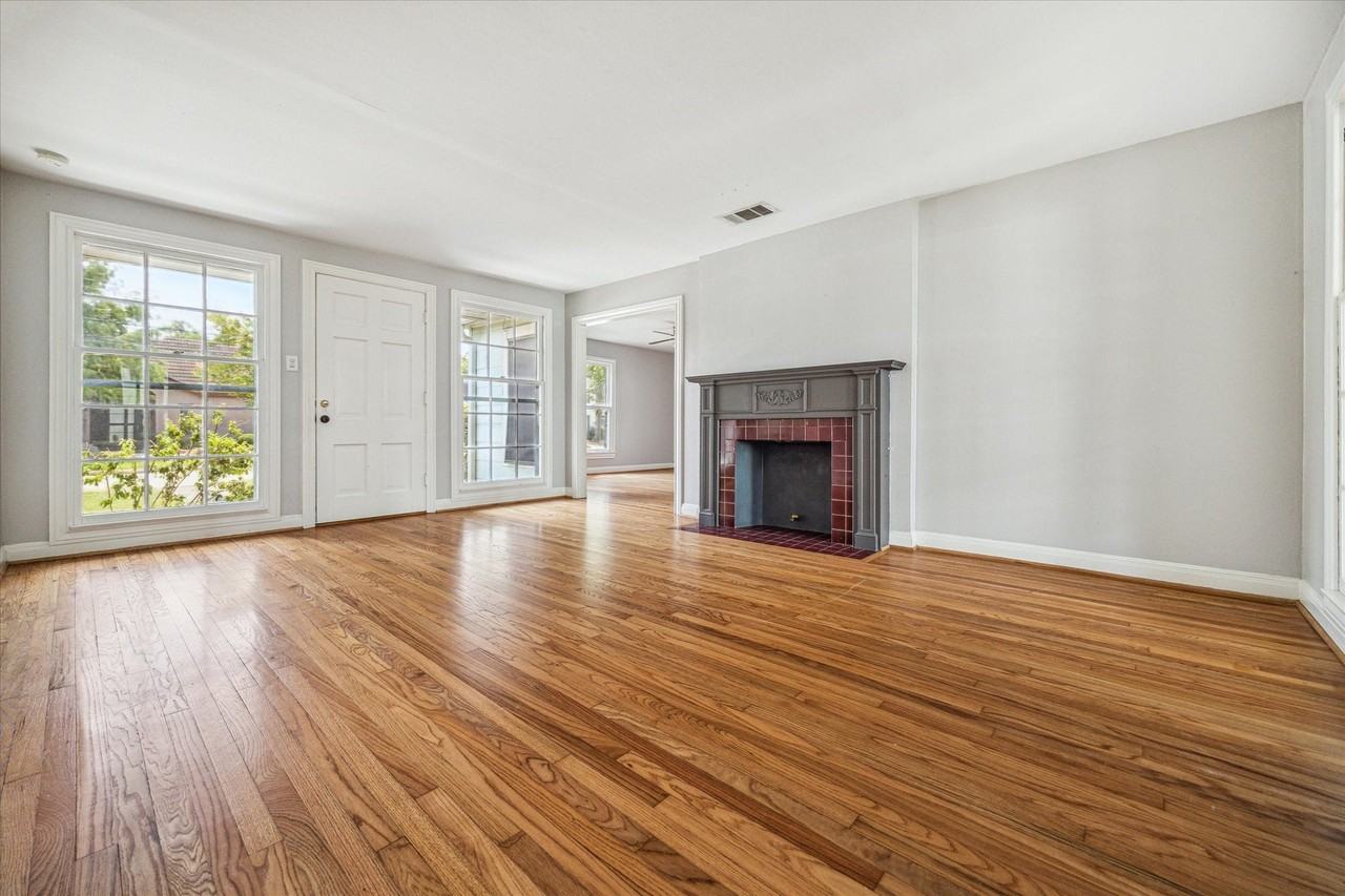 3902 University Blvd - Photo 3 of 12