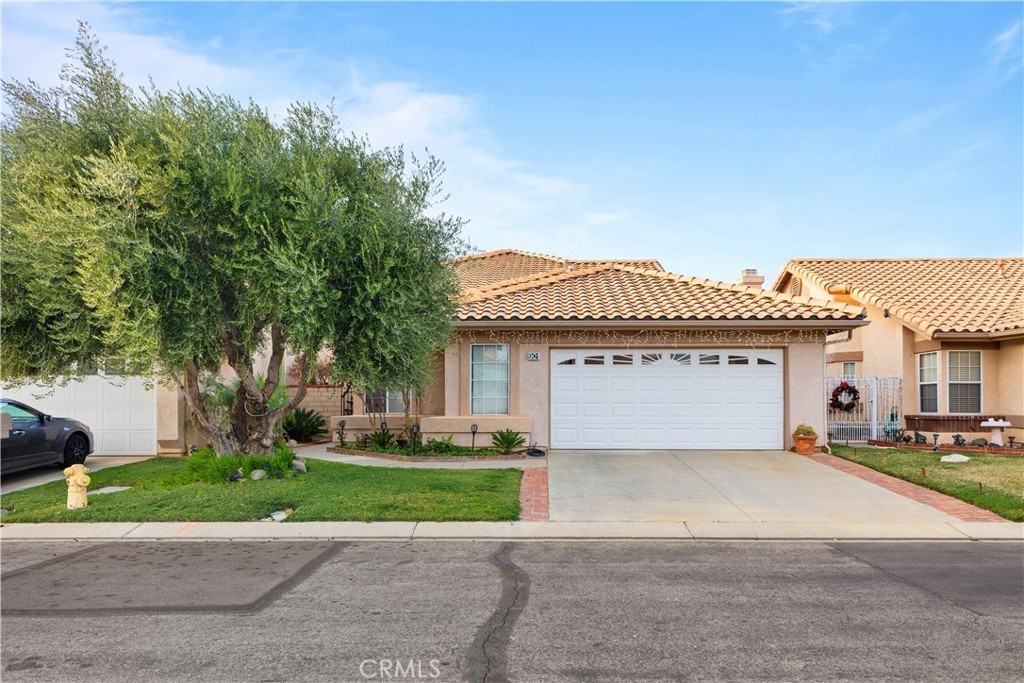 901 Oakland Hills Dr - Photo 3 of 21