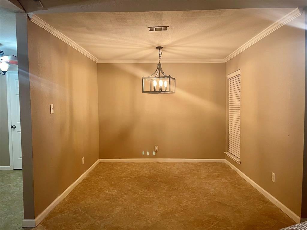 5315 Prairie Creek Dr - Photo 5 of 19