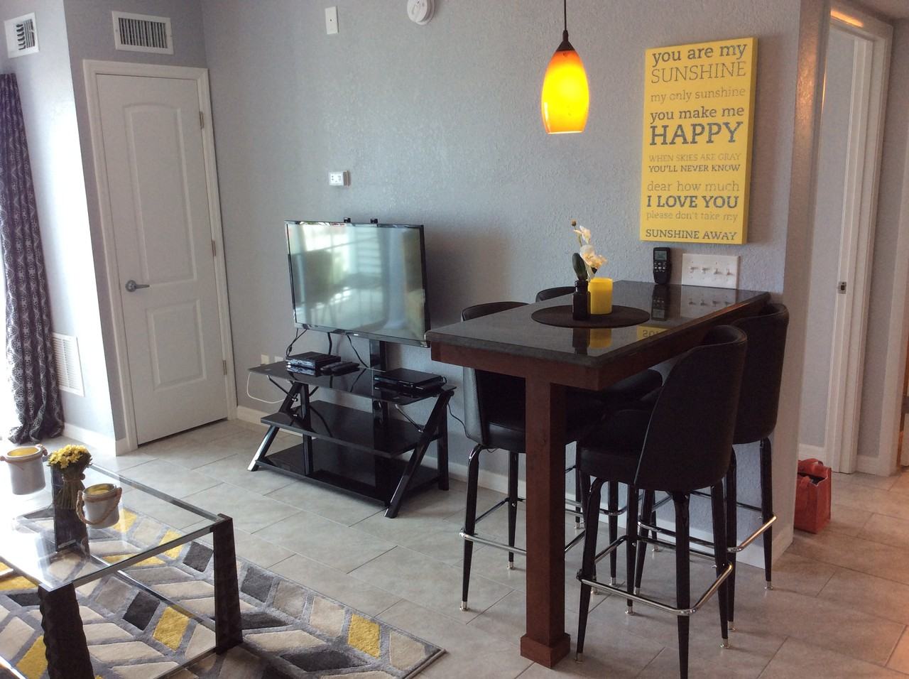 611 S Atlantic Ave - Photo 3 of 10