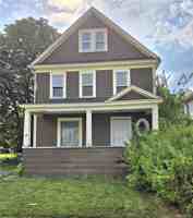 featured image of 44 Muskingum St