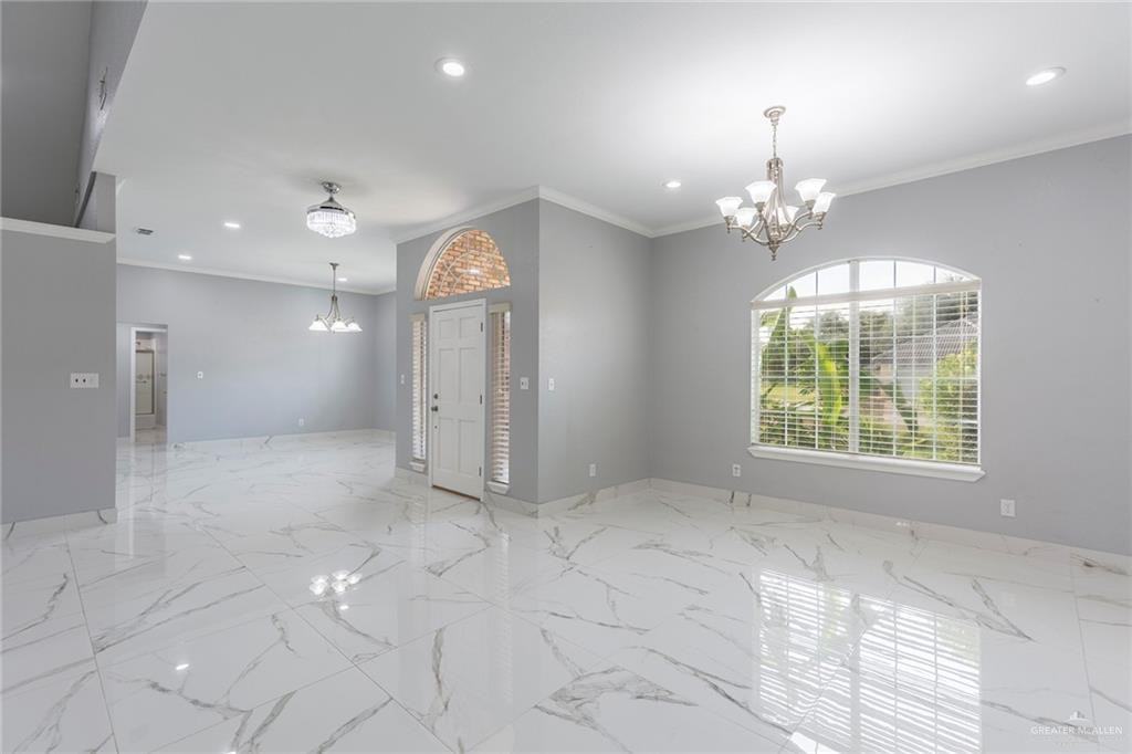 2110 Pecos St - Photo 2 of 21