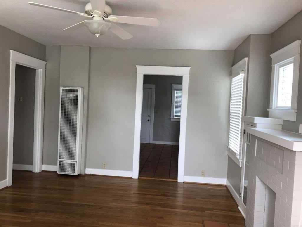 1944 32nd Street - Photo 5 of 11