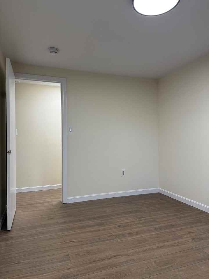 17 Horace St Unit 2 - Photo 7 of 14