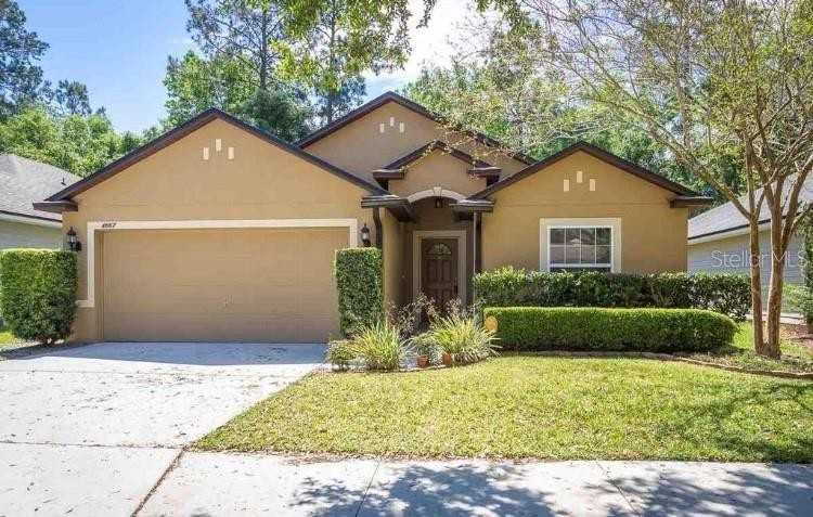 4867 Nw 81st Ave - Photo 2 of 21