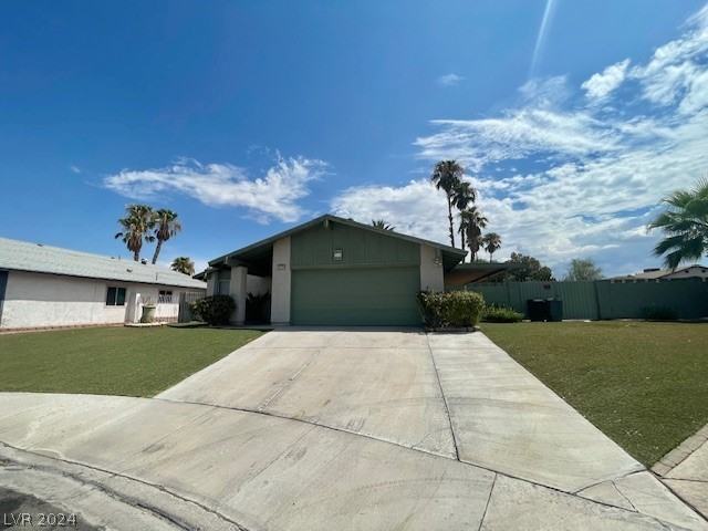 4409 Rosebank Cir - Photo 3 of 32