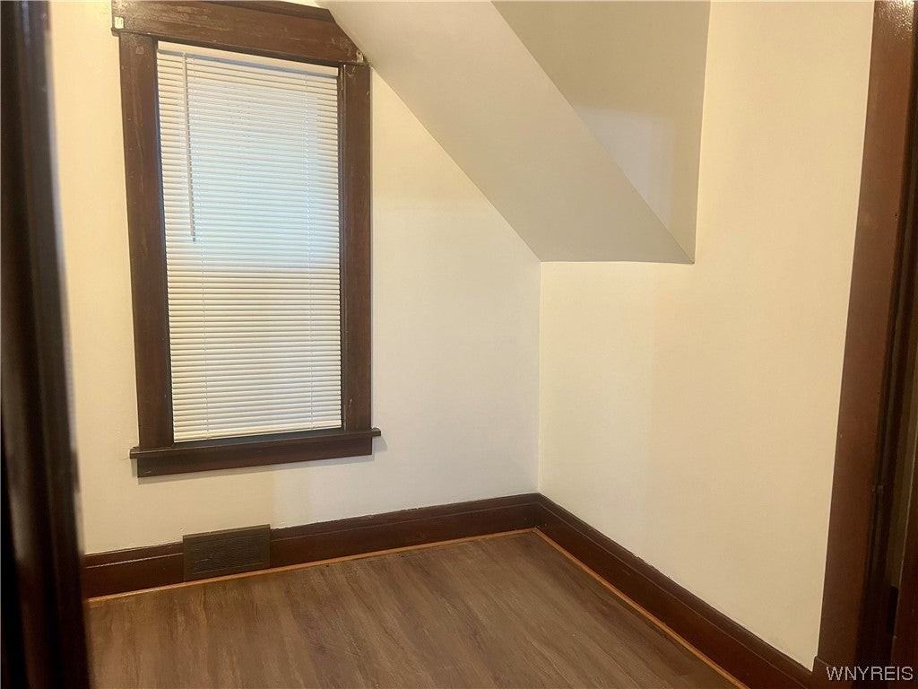 70 Rickert Ave - Photo 7 of 22